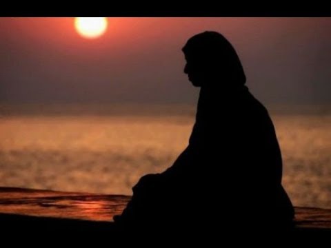 بائعةُ الحظِّ قصيدة: سهير الطويل