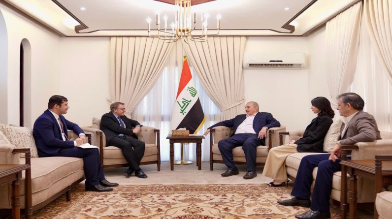 د. إياد علاوي يستقبل سفير تركيا في العراق