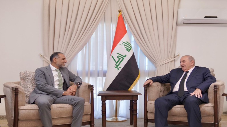 د. إياد علاوي يستقبل سفير المملكة المتحدة في العراق