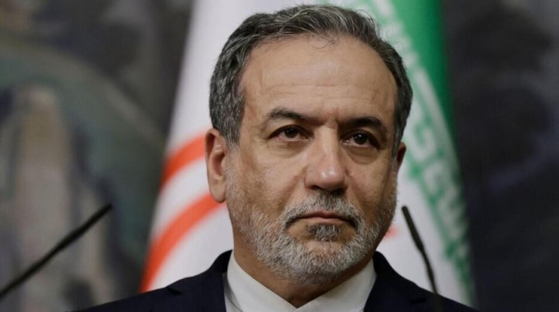 إيران: كنا على موعد لجلسة تفاوض مع الأمريكان فأعطوا الضوء الأخضر لإسرائيل بمهاجمتنا