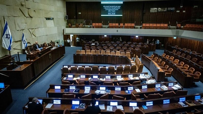 ماذا يعني حل الكنيست لنتنياهو في توقيت الحرب؟