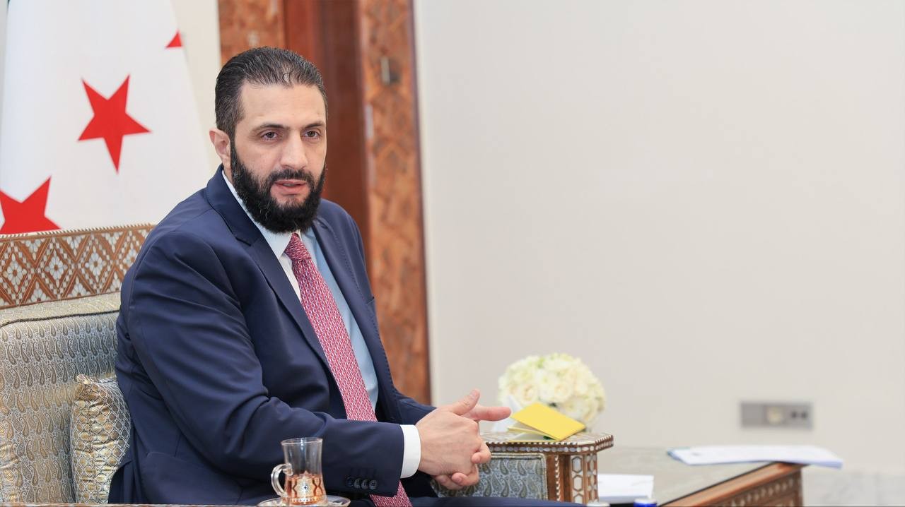 بين الساحل والداخل.. أي دروب تحمي سوريا من العدوان؟