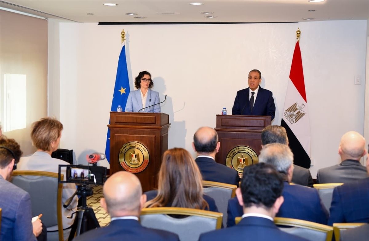 70 % من المساعدات لغزة ودعم كامل للبنان والسودان.. أبرز نقاط لقاء وزير الخارجية المصري مع المفوضية الأوروبية
