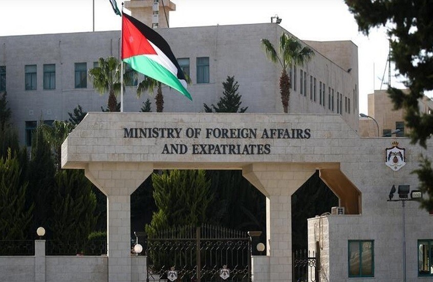 انفجار صاروخي يهز المزة 86 بدمشق.. وزارة الدفاع تتوعد برد رادع وتحقق في "العدوان"