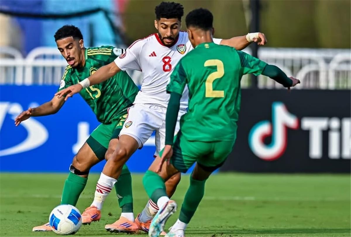 كأس العرب: تأجيل مباراة السعودية والإمارات رسميا بعد توقفها بسبب الأمطار