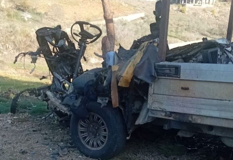 غارة إسرائيلية تستهدف سيارة بين الجميجمة ومجدل سلم في جنوب لبنان.