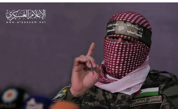 مصطفى إبراهيم يكتب: وداعاً أيها الملثم .. سَلَامٌ عَلَى يَدِكَ الَّتِي مَسَكَتْ جَمْرًا ... وَتَاجِ عِزٍّ صَاغَهُ "لِثَامُهُ"