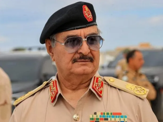 بعد زيارة حفتر ونجله لـ إسلام أباد.. أبعاد التعاون العسكري بين ليبيا وباكستان