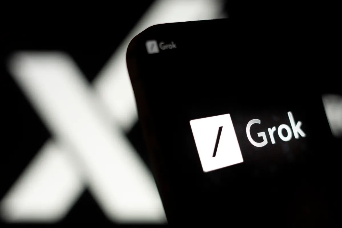 فضيحة Grok.. روبوت ماسك يثير تحقيقات دولية بعد توليده محتوى جنسي للقاصرات