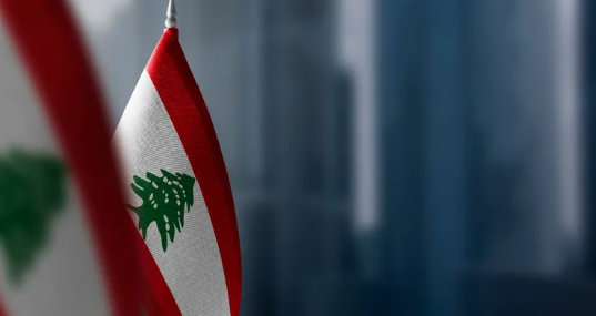 اتفاق "وقف إطلاق النار" في مهب الريح.. غارات دامية على الهرمل وسرب مقاتلات يستبيح أجواء لبنان