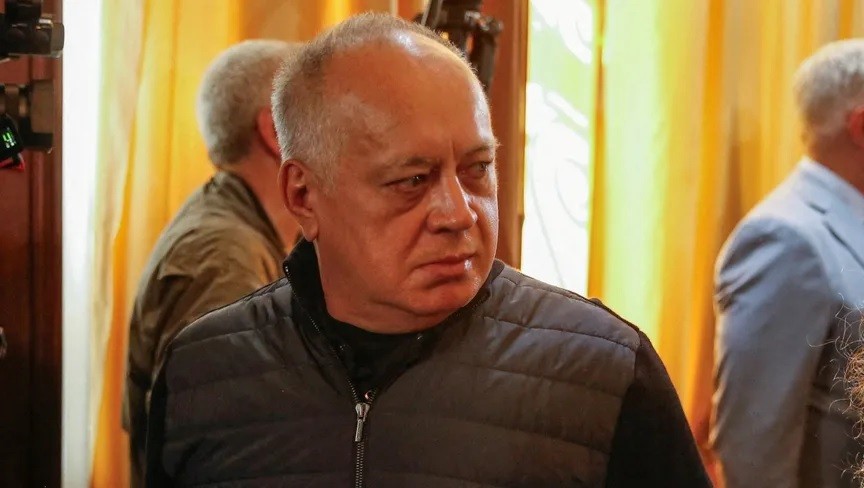 واشنطن تلوّح بمصير مادورو لوزير داخلية فنزويلا إذا لم يتعاون