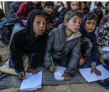 تعليم غزة في خطر: 600 ألف طالب فلسطيني بلا مقاعد دراسية للسنة الثانية على التوالي