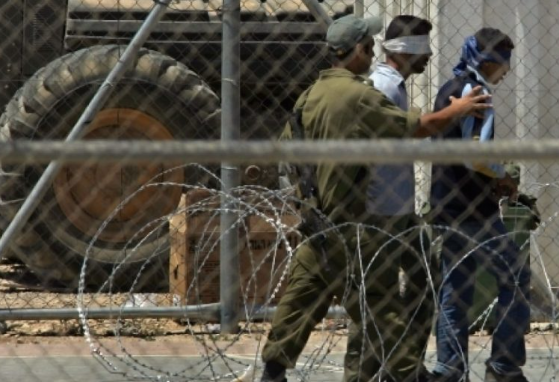 الانتهاكات ضد الأسرى الفلسطينيين.. صرخة حقوقية لوقف الإهمال الطبي والتعذيب الممنهج
