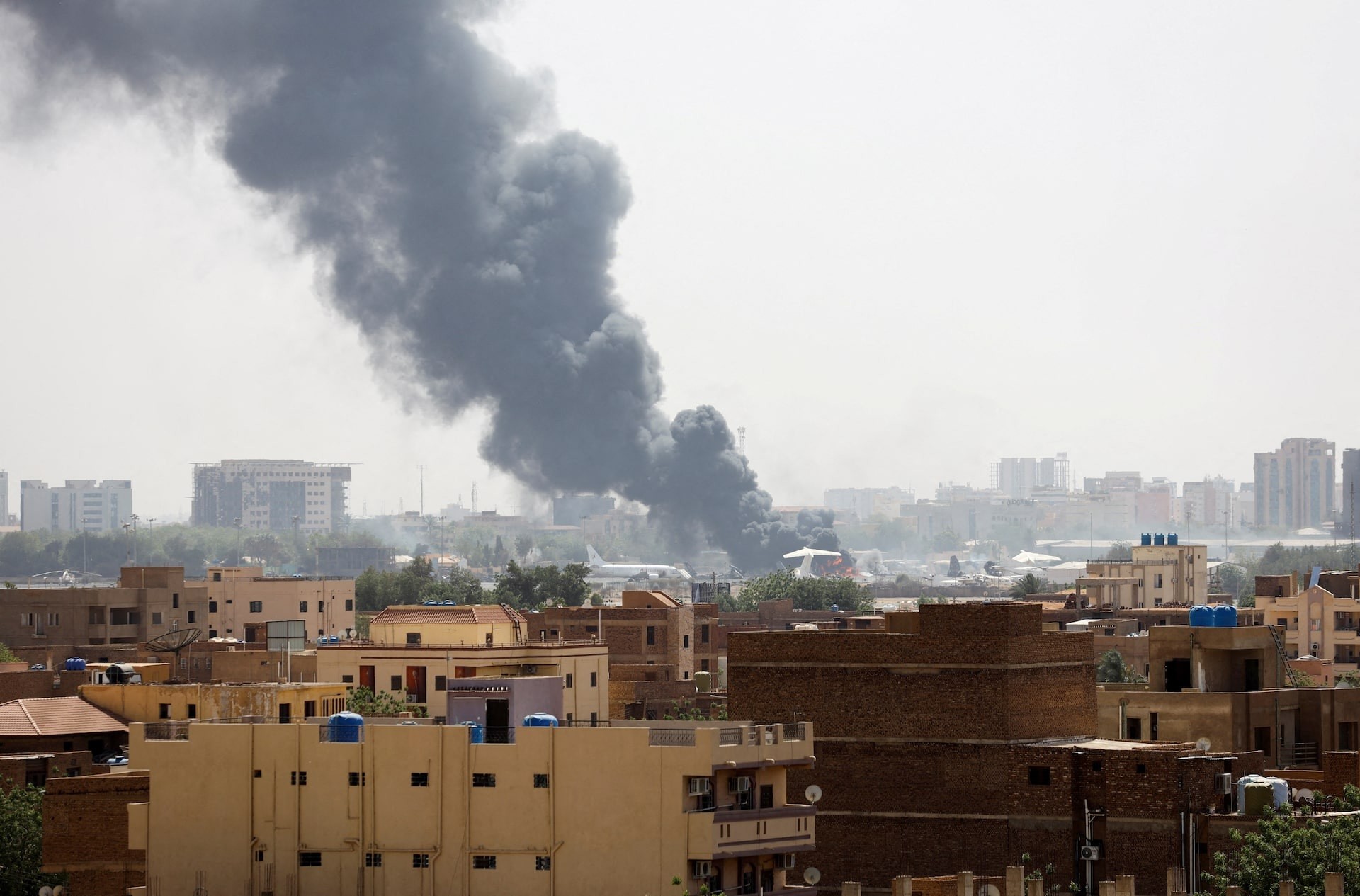 السودان بين نيران الحرب واقتصاد الظل: كيف تغذي المعارك فوضى التعدين؟