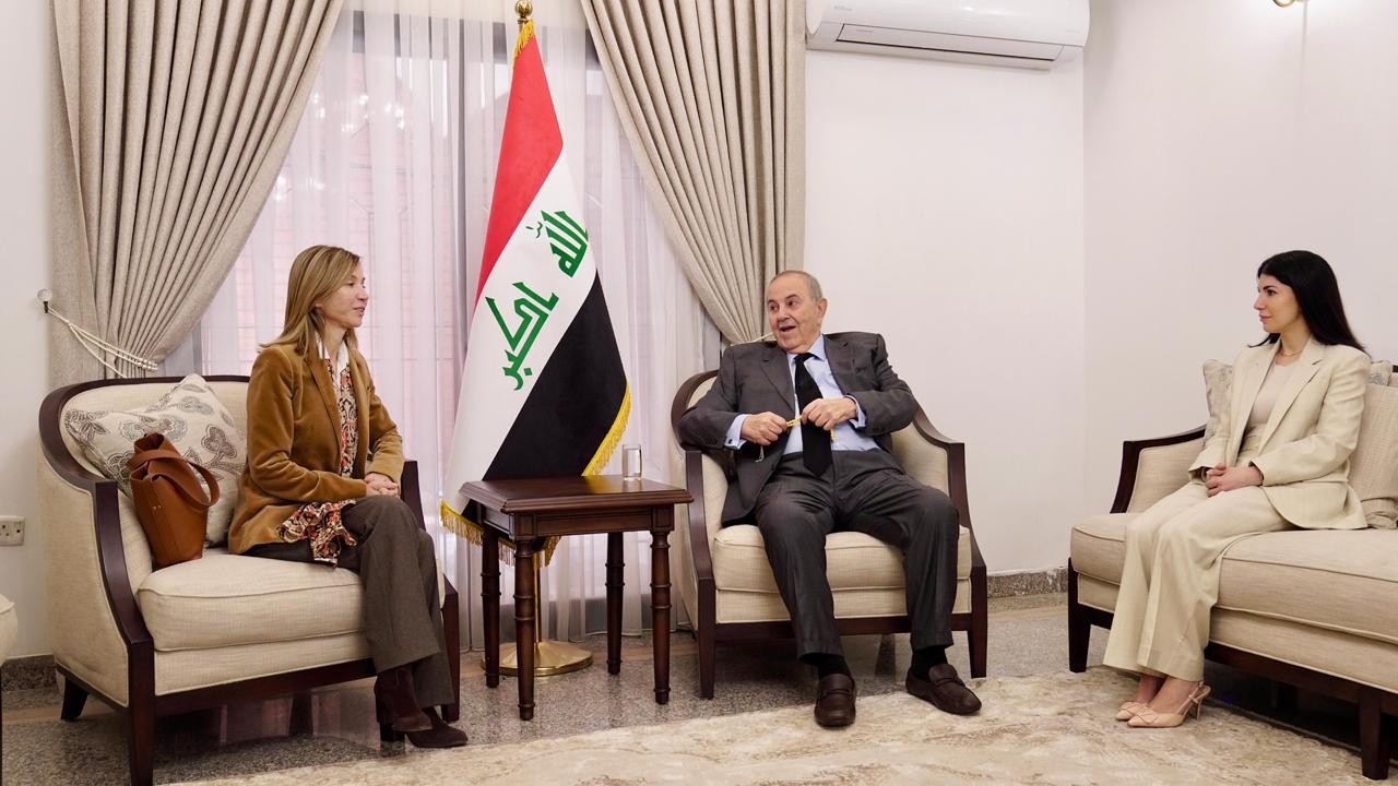د. إياد علاوي يستقبل سفيرة مملكة اسبانيا لدى العراق