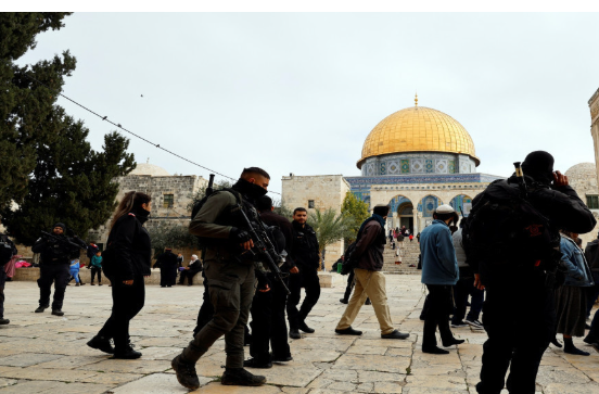 محافظة القدس تحذر: اقتحامات "بن غفير" وتوصيات الكنيست تهدد بانفجار الأوضاع في رمضان