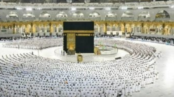 استباقاً لرمضان.. تدفق مليوني للمعتمرين وانسيابية فائقة في صحن المطاف بالمسجد الحرام
