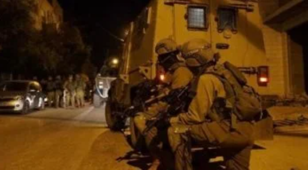 الاحتلال الإسرائيلي يعتقل 3 شبان في ريف القنيطرة