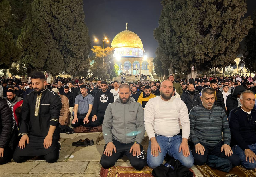 الأقصى في رمضان.. صمود شعبي يواجه سياسات الإبعاد والتضييق الإسرائيلي