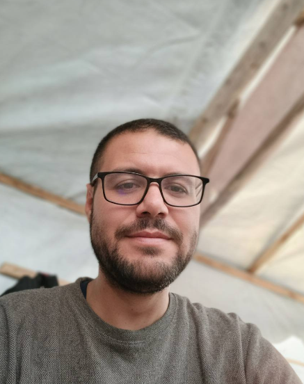 عزات جمال لـ "180 تحقيقات": حكومة اليمين الفاشي تستغل حقبة ترامب لحسم الصراع بالقوة
