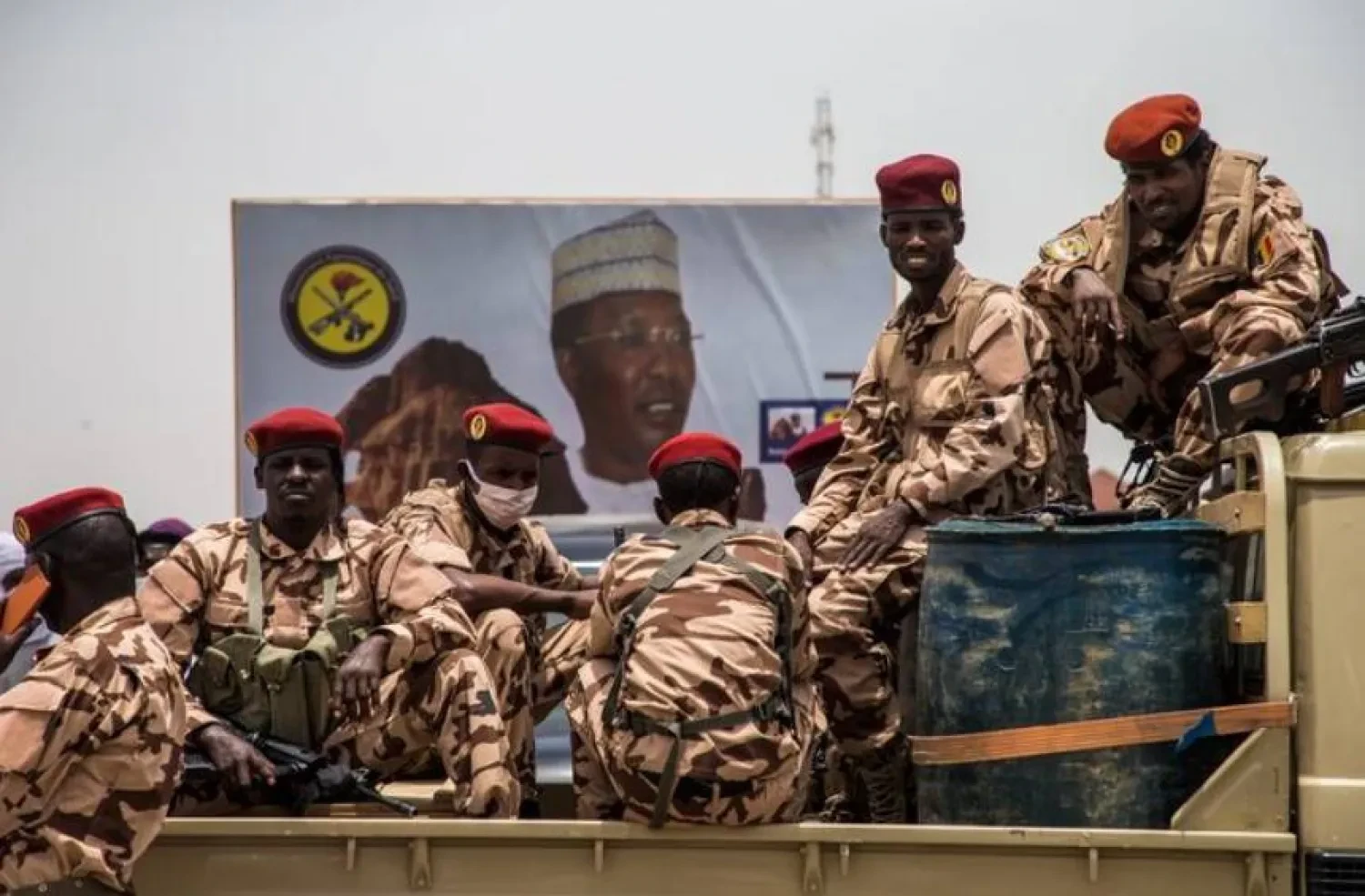 قرار عسكري عاجل: تشاد تغلق حدود السودان بعد توغل الدعم السريع