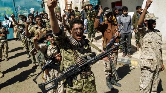 الحوثيون يعلنون استهداف إيلات.. تصعيد جديد يربط اليمن بجبهات الصراع الإقليمي