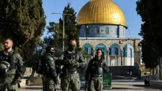 محافظة القدس توثق 100 قرار إبعاد في فبراير وتطالب بتدخل دولي لحماية المرابطين