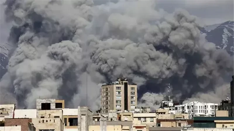 إيران: أكثر من 54 ألف وحدة تضررت جراء الغارات الأمريكية الإسرائيلية