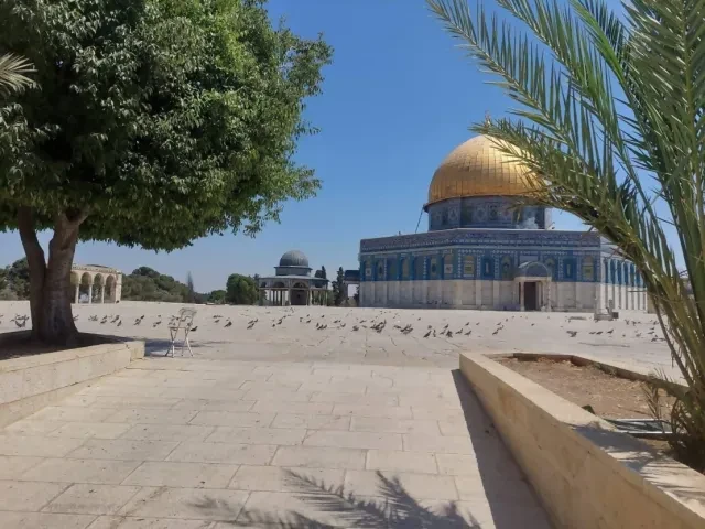 بسبب الصواريخ الإيرانية.. إسرائيل تغلق المسجد الأقصى والمقدسات في القدس