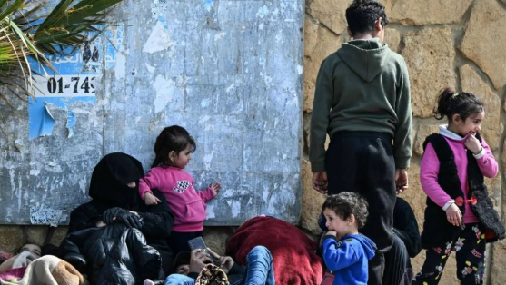 انفجار أزمة النزوح في لبنان : 667 ألف نازح وتحديات إنسانية غير مسبوقة