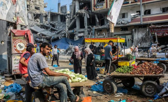 غزة تحت وطأة الغلاء.. أسعار الخضروات والمجمدات تسجل أرقاماً قياسية