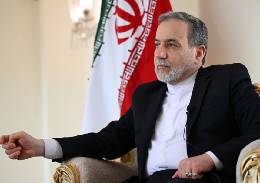 طهران تتهم واشنطن وتل أبيب باستخدام مسيرات "مقلدة" لإثارة الفتنة مع الجيران
