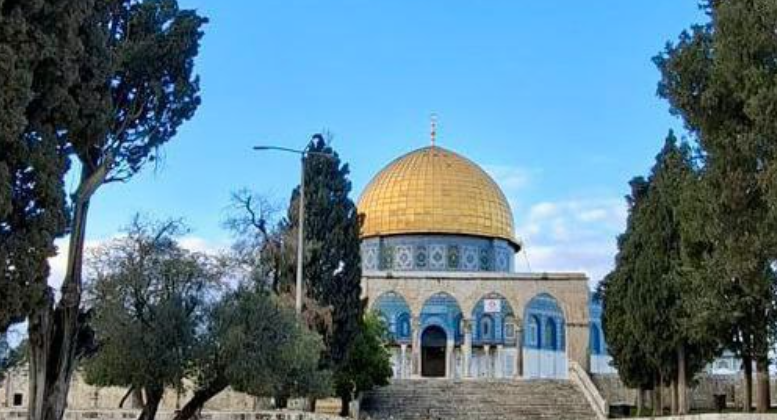 مؤسسة القدس الدولية تحذر من "عدوان مبيت": إغلاق الأقصى في رمضان سابقة خطيرة
