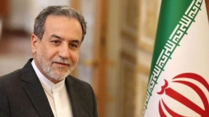 وزير الخارجية الإيراني ينفي استهداف أذربيجان ويؤكد: لم نطلق أي مقذوفات