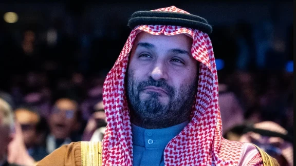 السعودية تحت ضغط الحرب والطموح: مراجعة قسرية لرؤية بن سلمان الاقتصادية بعد عقد من إطلاقها