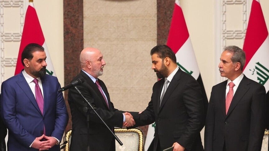 العراق: علي الزيدي يبدأ حشد الدعم لتشكيل الحكومة بعد مباركة أمريكية
