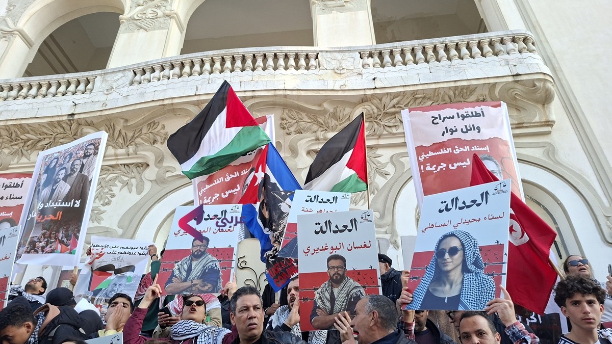 “أسطول الصمود” يعلن عن قافلة برية نحو غزة.. هل تنجح  رغم التحديات؟