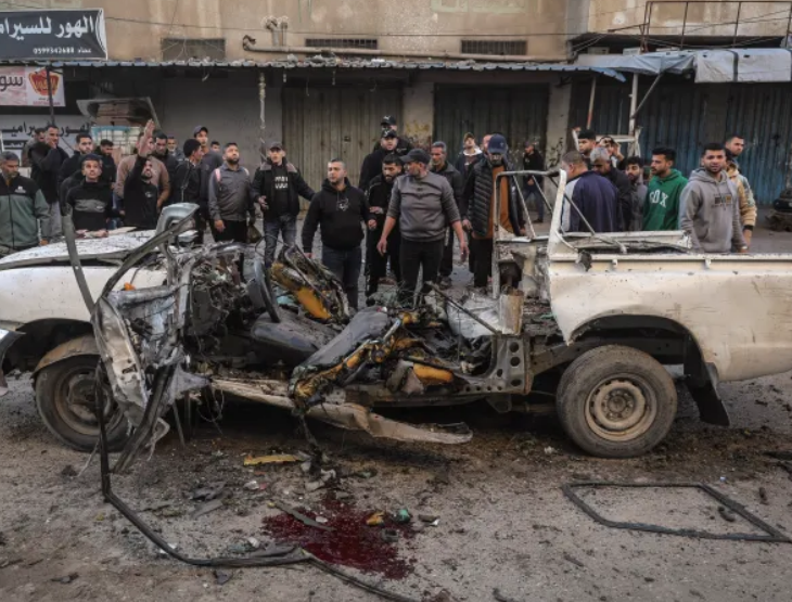 اغتيال اسرائيل للشرطة بغزة: إعلان حرب على القانون الإنساني