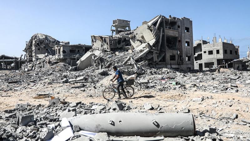 غزة حقل ذخائر مفتوح: آلاف القنابل غير المنفجرة تهدد المدنيين