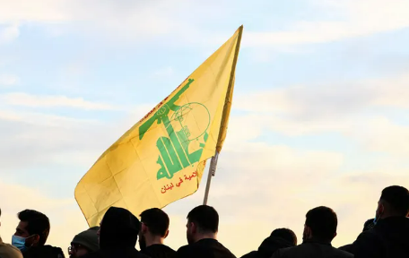 رداً على خروقات الاحتلال.. حزب الله يستهدف مستوطنة المالكية برشقة صاروخية