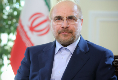 رئيس البرلمان الإيراني: إدارة مضيق هرمز مفتاح الاستقرار والرخاء لجيراننا