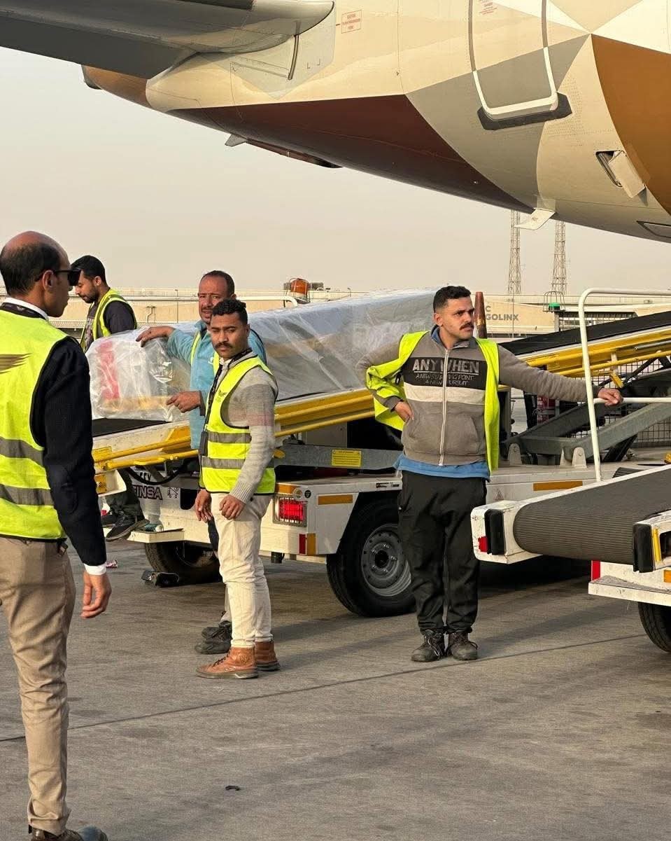 شهيد الغربة وضحية الحرب.. وصول جثمان المهندس المصري حسام صادق قادما من الإمارات