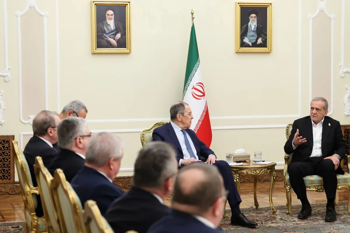 روسيا تدخل على خط الوساطة بين طهران وواشنطن