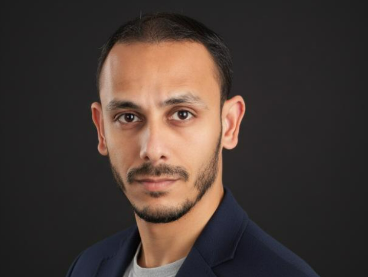 سائد حسونة لـ 180 تحقيقات: التكنولوجيا في غزة تحولت من رفاهية إلى أداة للبقاء (حوار)