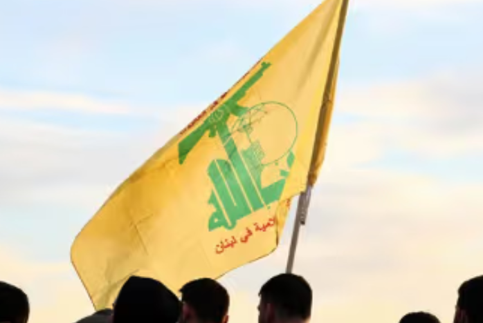 تصعيد ممنهج على لبنان.. الاحتلال يعلن توسيع ضرباته ضد حزب الله وسط مخاوف من انفجار إقليمي