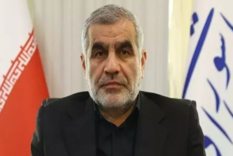 علي نيكزاد يتحدى: على أمريكا القبول بالواقع الجديد في هرمز لضمان أمن تجارتها