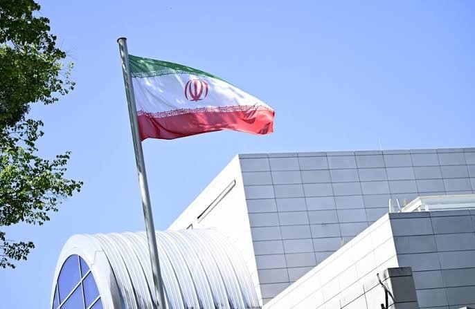 الخارجية الإيرانية: تصريحات الرئيس الأمريكي اعتراف بعمل غير مشروع