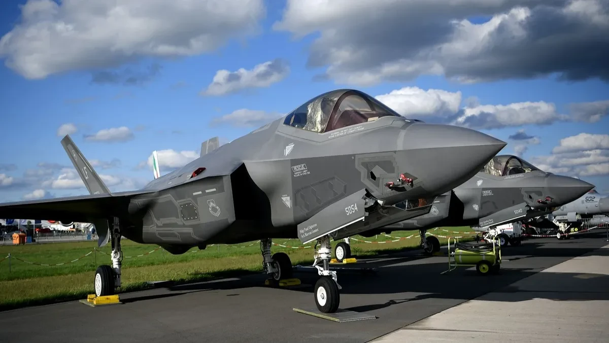 العدوان يسلح نفسه.. الاحتلال يشتري سربين إضافيين من F-35 وF-15