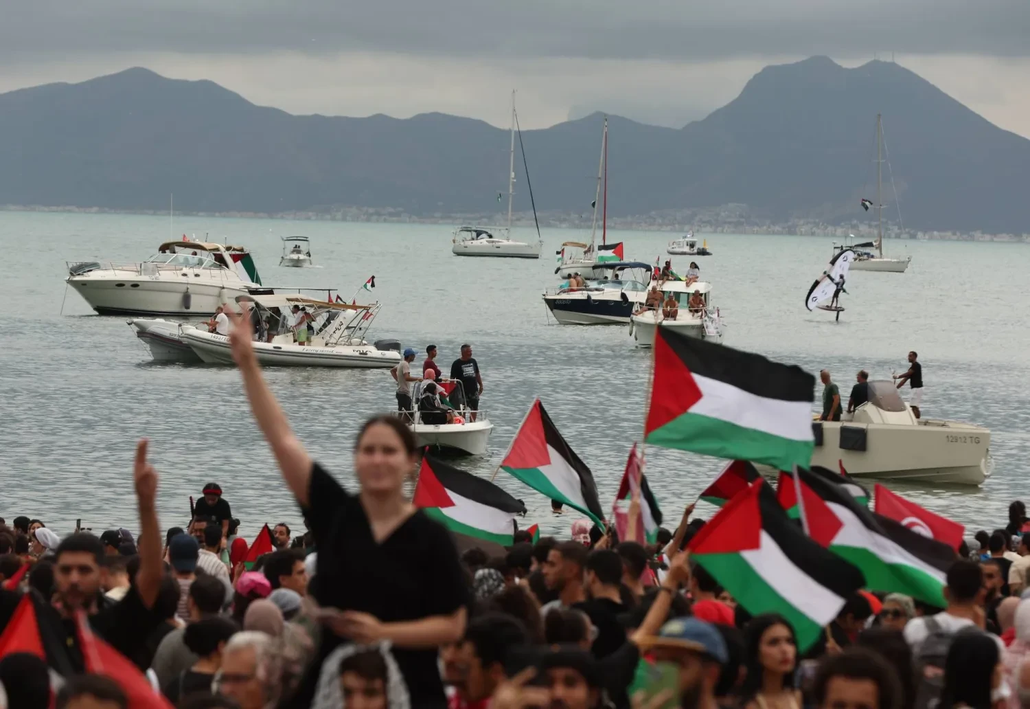 يوسف أبو سامر موسى يكتب: القرصنة الصهيونية لأسطول الحرية… وسقوط هيبة القانون الدولي
