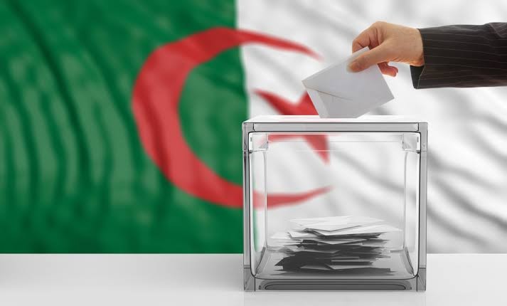 "انتخاب".. قصيدة للشاعر الجزائري عبدلي محمد أمقران